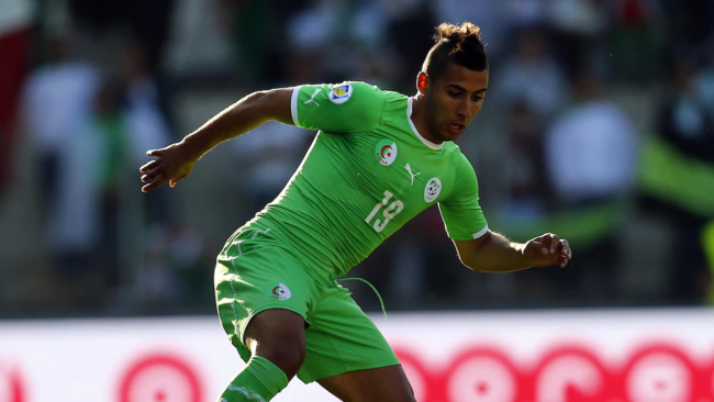 لاعب جزائري يتهم نادياً سعودياً بالاحتيال وحرمانه من مستحقاته.. محرز تضامن معه وطالب المسؤولين بالتدخل