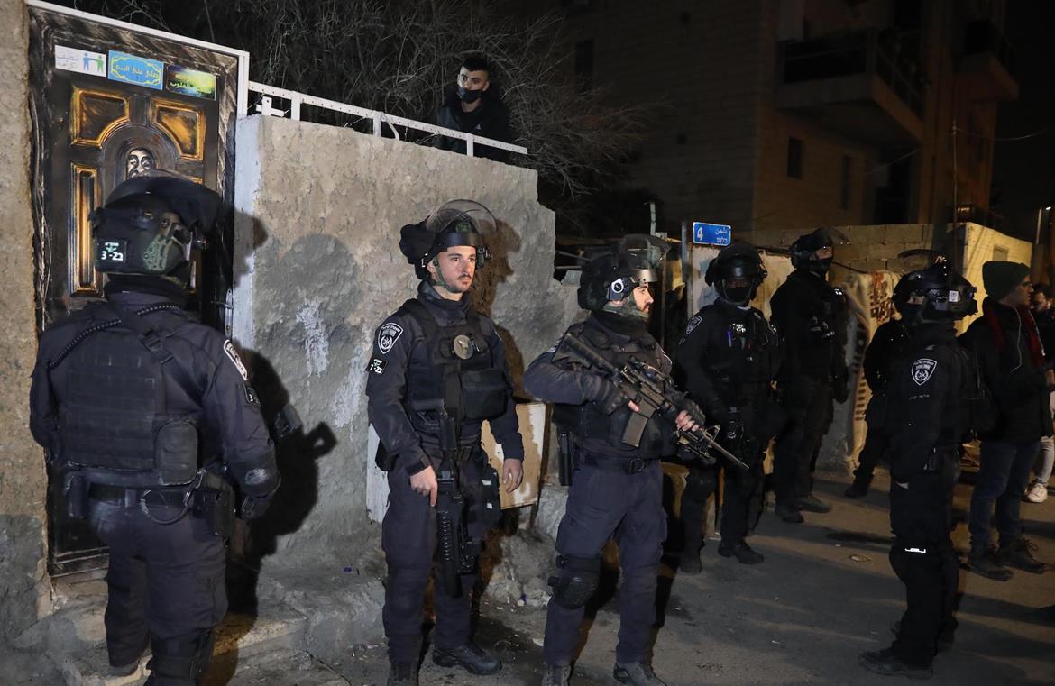 قوات الاحتلال الإسرائيلي في حي الشيخ جراح بالقدس - مواقع التواصل الاجتماعي