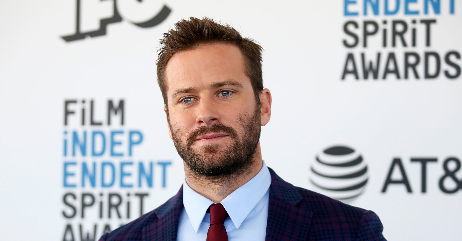 بطلته تدعم إسرائيل وبطله متهم بالاغتصاب.. فضائح فيلم أمريكي يصور على النيل آخرها دفن زوجات مصريات