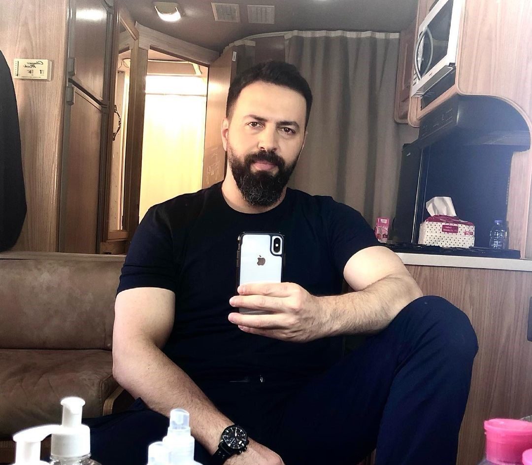 Social Media/ تيم حسن