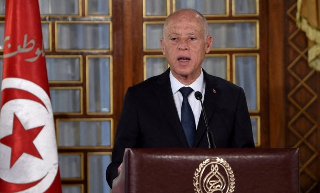 تأميم السلطات.. ماذا يعني حل قيس سعيد المجلس الأعلى للقضاء وكيف يؤثر ذلك على استقلال القضاة؟