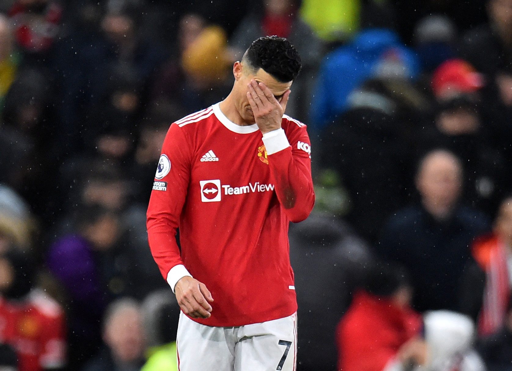 كريستيانو رونالدو نجم مانشستر يونايتد (رويترز)