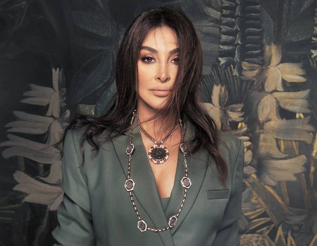 Instagram/ إليسا تبكي وهي تغني "يا مرايتي"