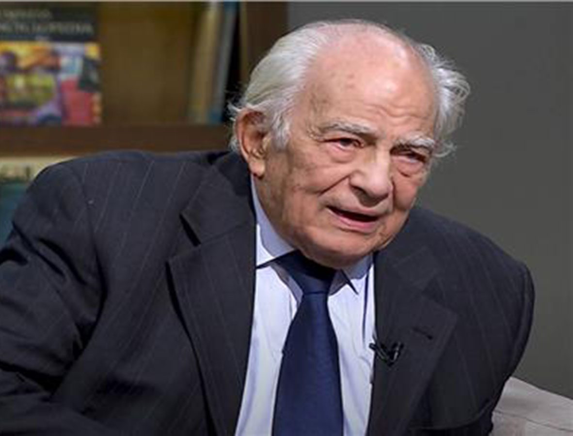 القضاء يُنصف رشوان توفيق ويرفض دعوى ابنته ضده