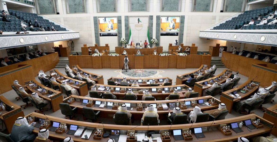 الكويت الحكومة الكويتية استقالة