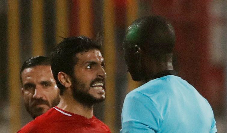 غاساما خلال إدارة مباراة سابقة للأهلي المصري (رويترز)