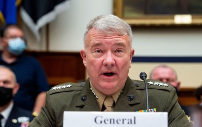 بعد أيام من موافقتها على مبيعات عسكرية “ضخمة” للقاهرة.. أمريكا تعلن اعتزامها تزويد مصر بطائرات “إف-15”