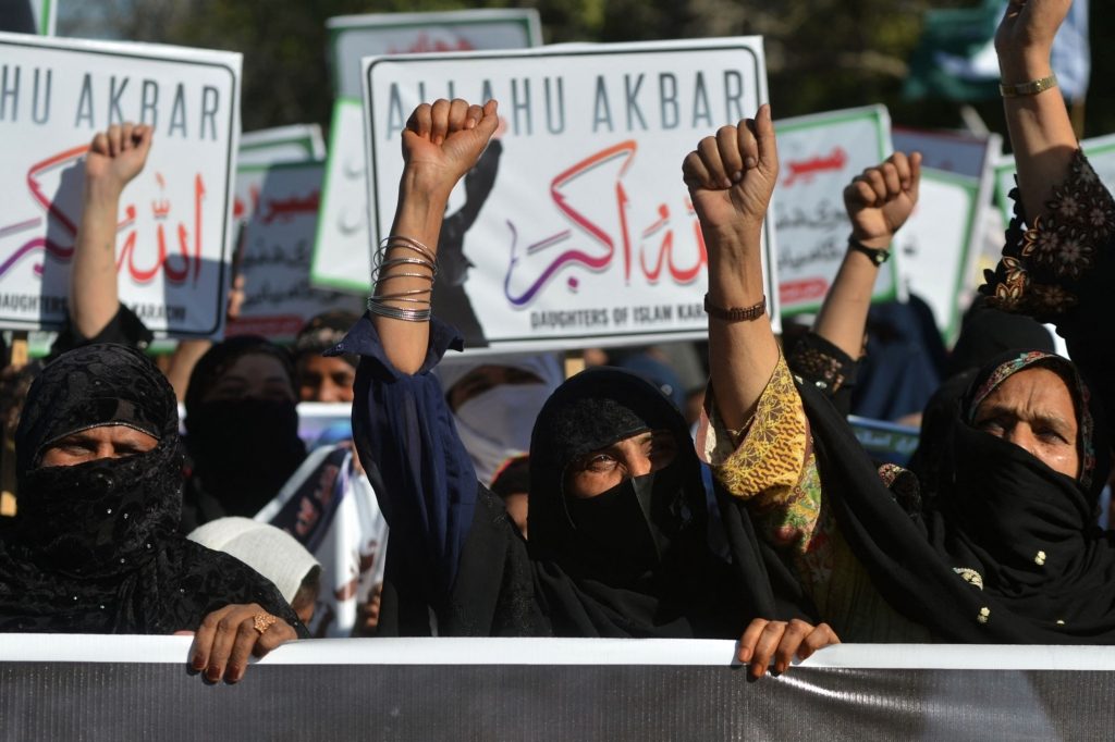 حظر الحجاب في الهند خلع الحجاب