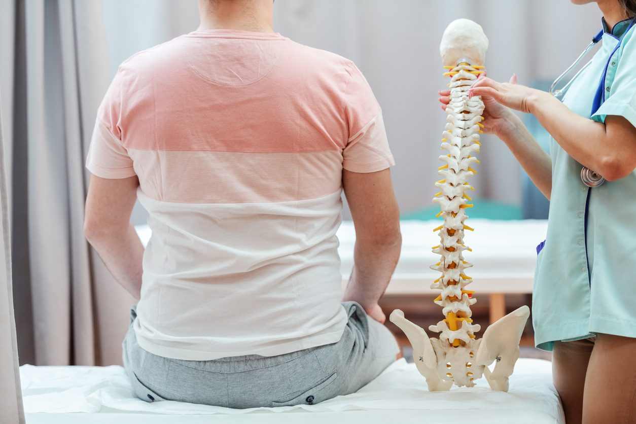انزلاق الغضروف iStock