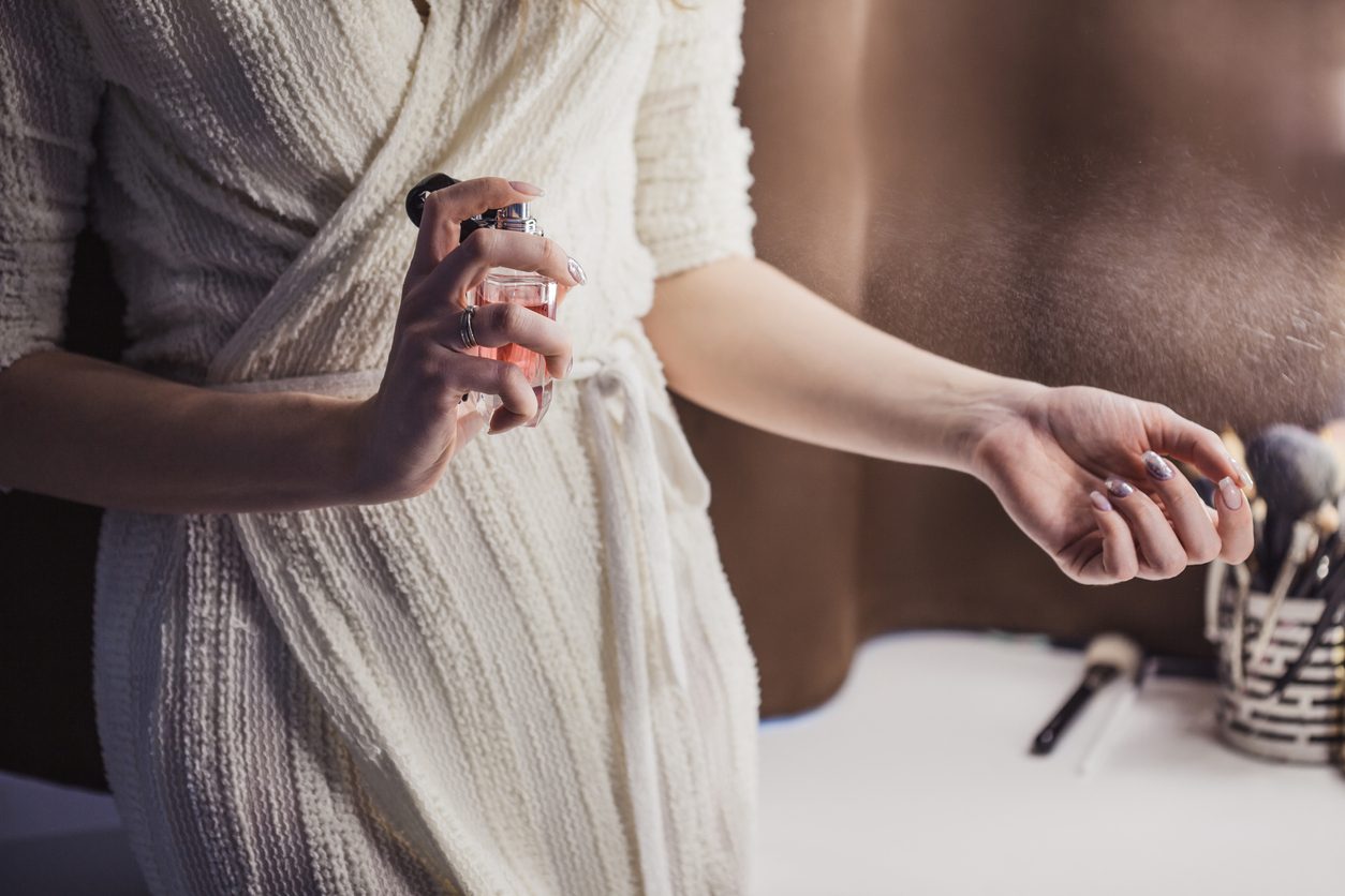 iStock/ كيفية جعل العطر يدوم طويلاً