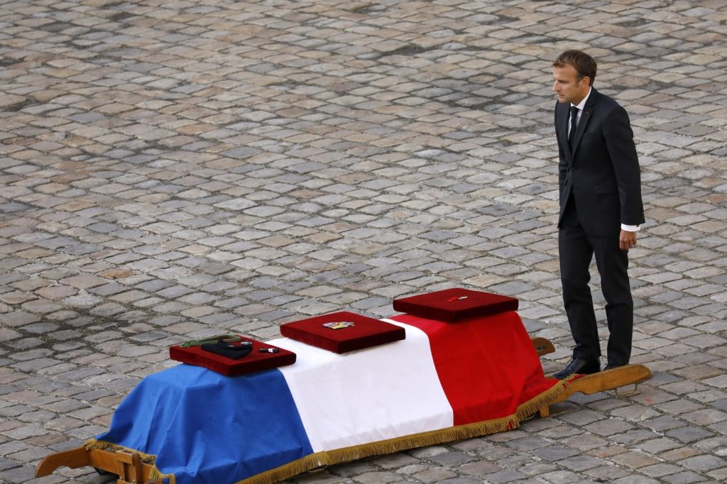 ماكرون فرنسا الانسحاب من مالي