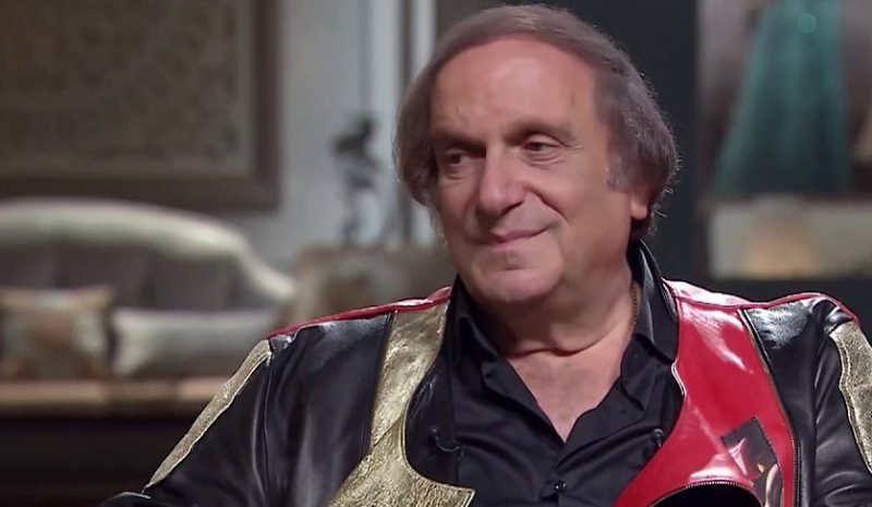 غنّى بـ7 لغات مختلفة وتميز بصوته الأوبرالي.. سامي كلارك يرحل عن عالمنا