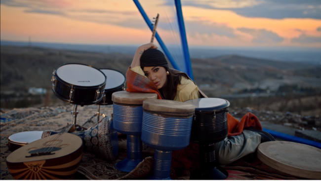 بالعربية والكرديّة.. رحمة رياض تطلق فيديو كليب أغنية “أني الأقوى”