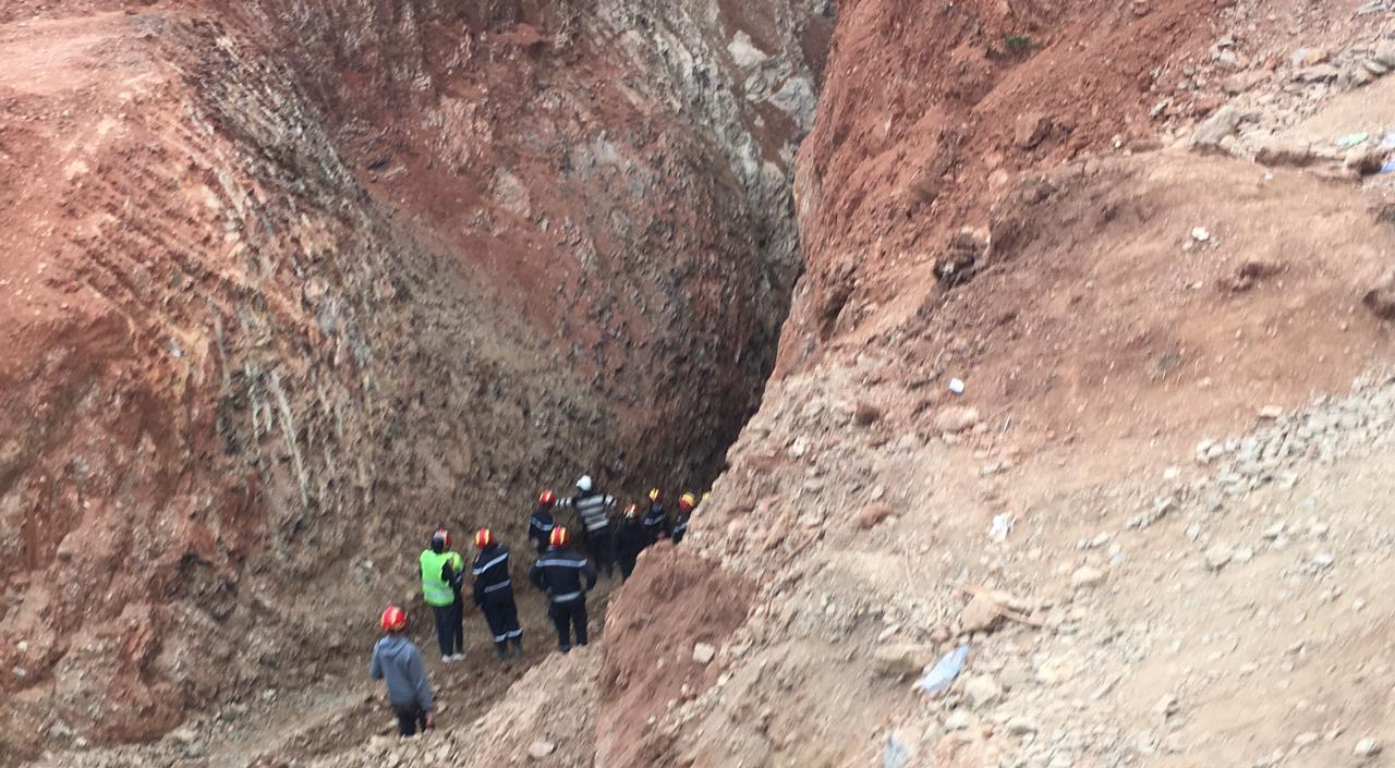 عمال الإنقاذ يبدأون عملية الحفر الأفقي لإخراج الطفل ريان