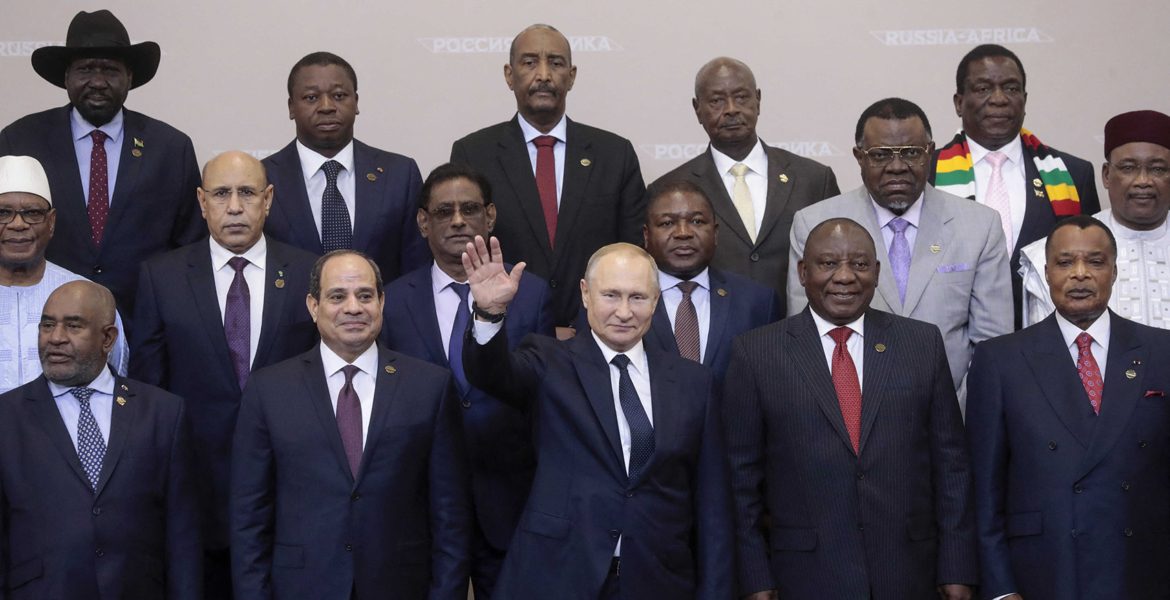 لماذا تحظى روسيا ببعض التعاطف في الشرق الأوسط وإفريقيا؟ النفور من الغرب ومصالح السلاح والاقتصاد تفسر ذلك