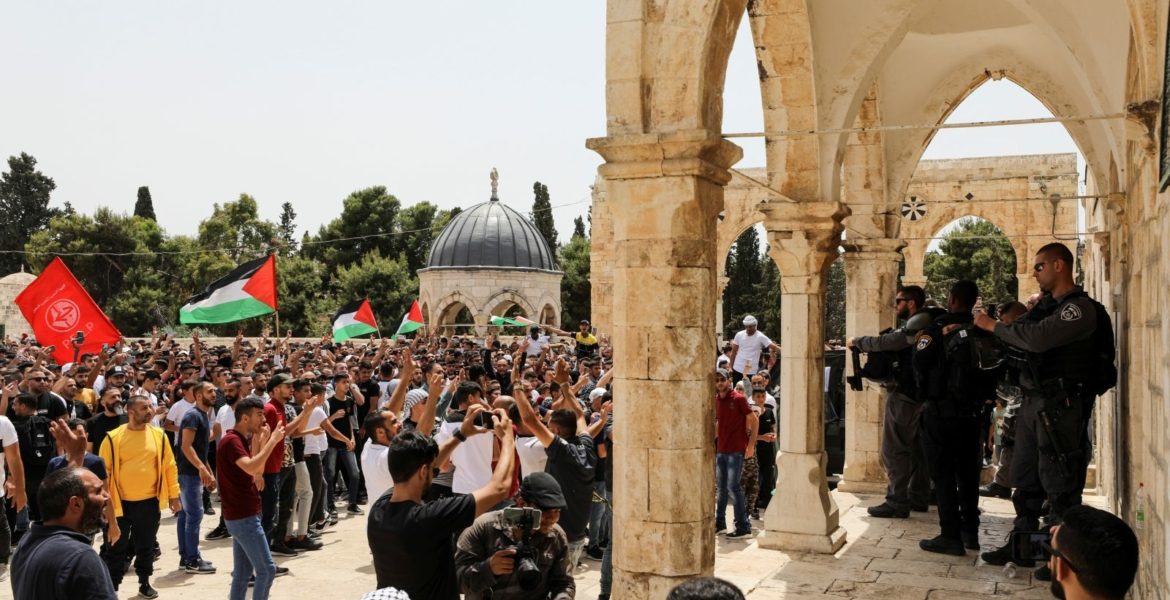 تفاؤل “حمساوي” وحذر من السلطة.. ماذا تعني الحرب الروسية على أوكرانيا للقضية الفلسطينية؟