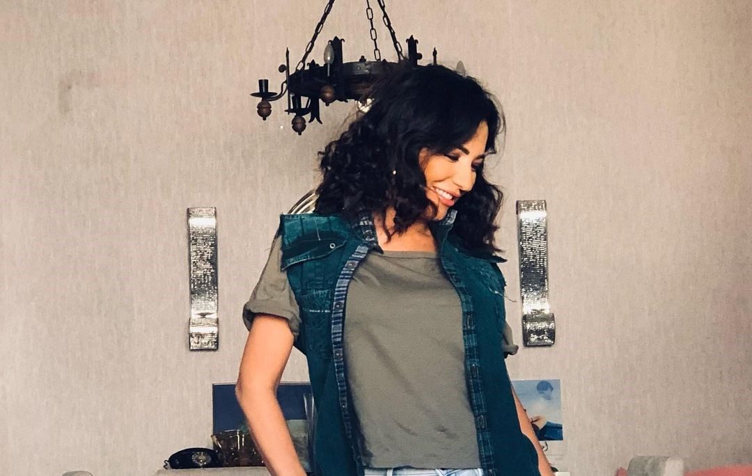 instagram/ أمل عرفة وابنتاها من طليقها عبد المنعم عمايري