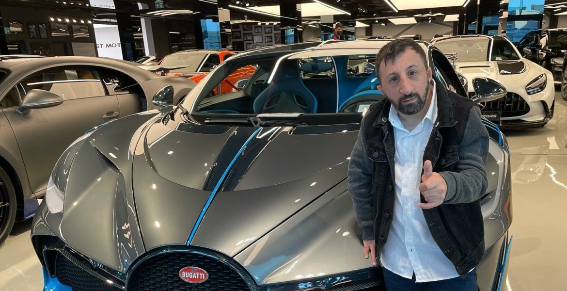 انتقادات تطال كوكسال بابا بعد زيارته لمصر ومعجبوه يدافعون عنه