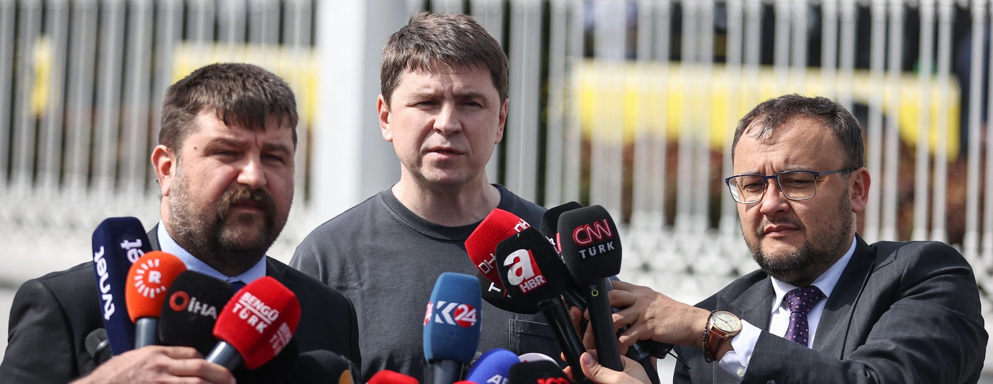 أوكرانيا متفائلة بنتائج اليوم الأول من مفاوضات إسطنبول: كافية لعقد لقاء بين بوتين وزيلينسكي