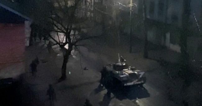 موسكو تقر استخدام الروبل بأول مدينة أوكرانية.. وتحذيرات من إعلانها جمهورية مستقلة