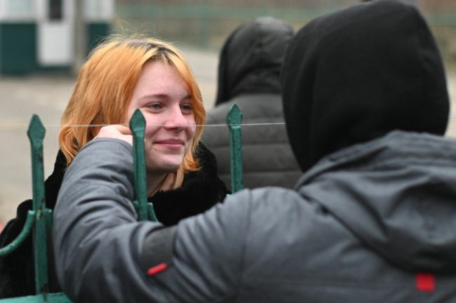 “الهروب خيانة”.. أوكرانيات فضلن البقاء تحت القصف الروسي على الخروج مع أزواجهن العرب