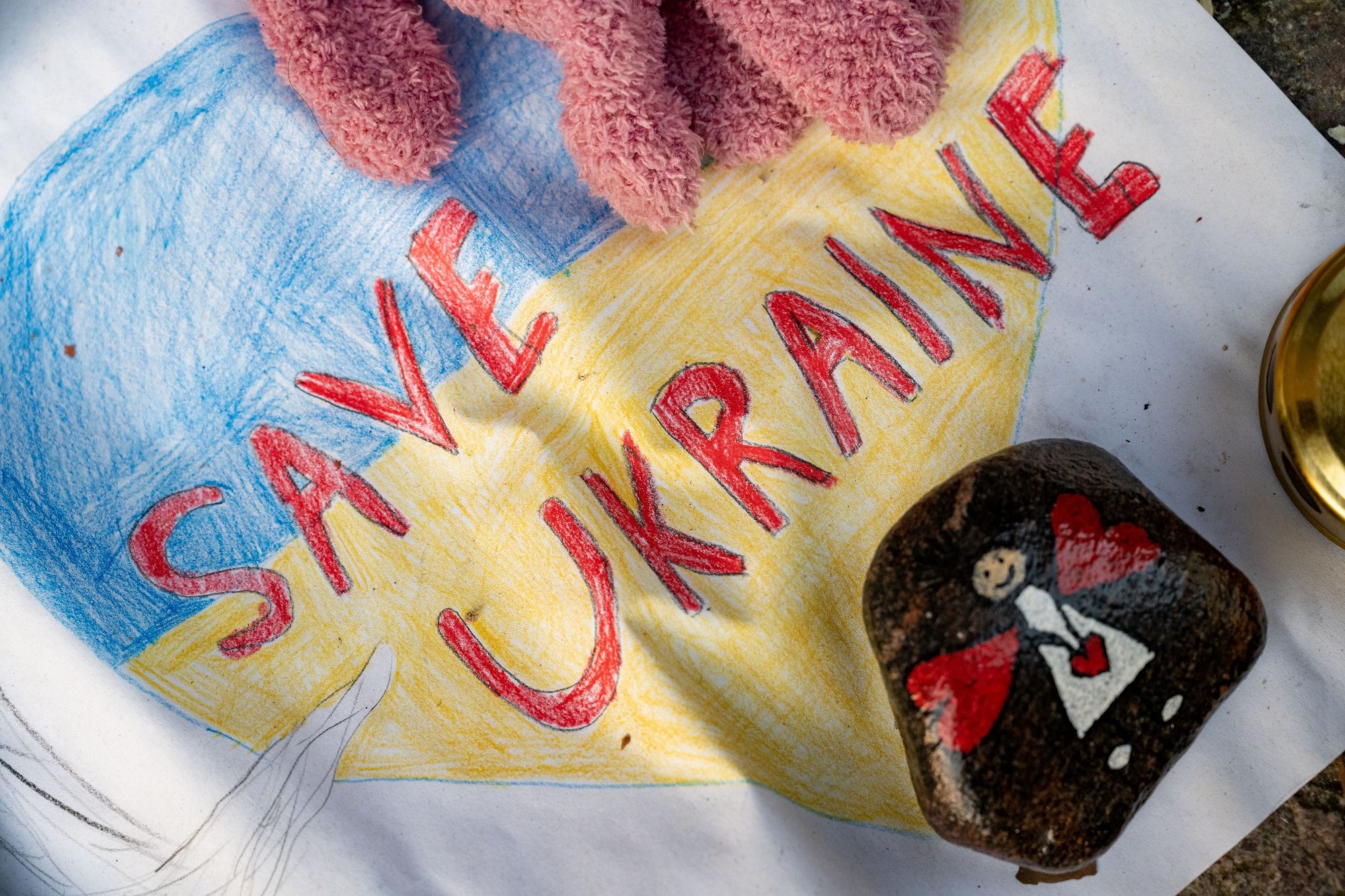 “ترسل الأسلحة بناء على لون البشرة”! سياسي إيطالي ينتقد ازدواجية أوروبا ويطالب بدعم الفلسطينيين