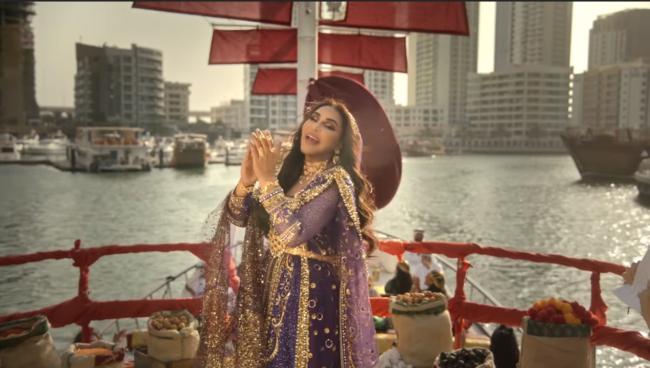 بأجواء رمضانية وملابس شعبية مليئة بالأحجار الكريمة.. المُغنية أحلام تُطلق أغنية جديدة