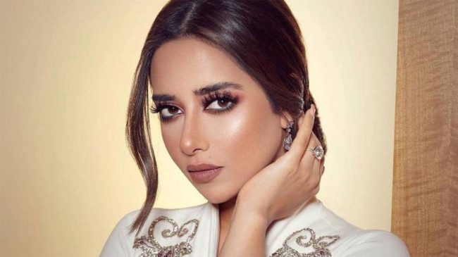 وصفت نفسها بـ”القابلة للكسر”.. بلقيس تتحدث للمرة الأولى عن معاناتها النفسية بعد الطلاق