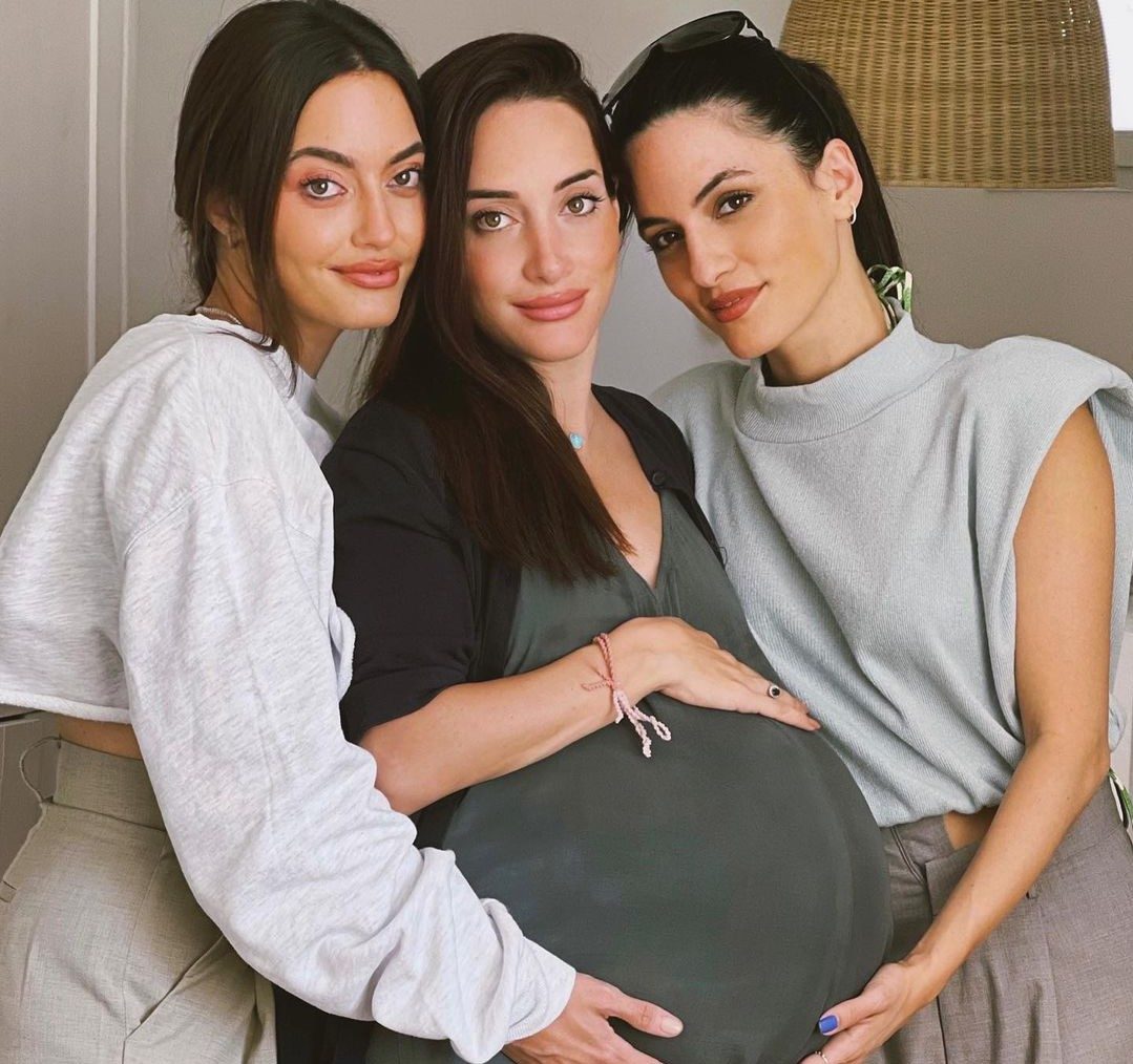 Instagram/ كارن وازن تحتفل بالتوأم الثاني لجيسيكا والثالث للعائلة