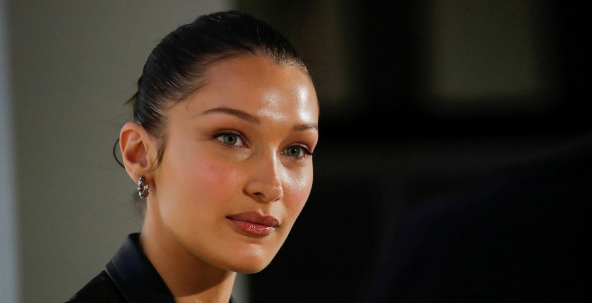 برفقة ابنتيه جيجي وبيلا.. محمد حديد يحتفل برمضان على الطريقة الفلسطينية