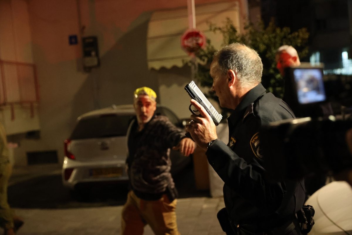 إسرائيل تقتل منفذ عملية تل أبيب بعد 9 ساعات من تنفيذ الهجوم.. حاصروه بعد الفجر بأحد مساجد يافا