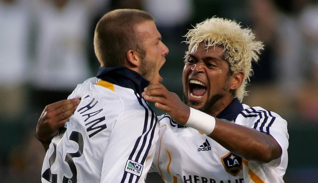 أحَبّ صوت الأذان واختار لنفسه اسماً عربياً.. نجم البرتغال السابق يروي قصة اعتناقه الإسلام في تركيا