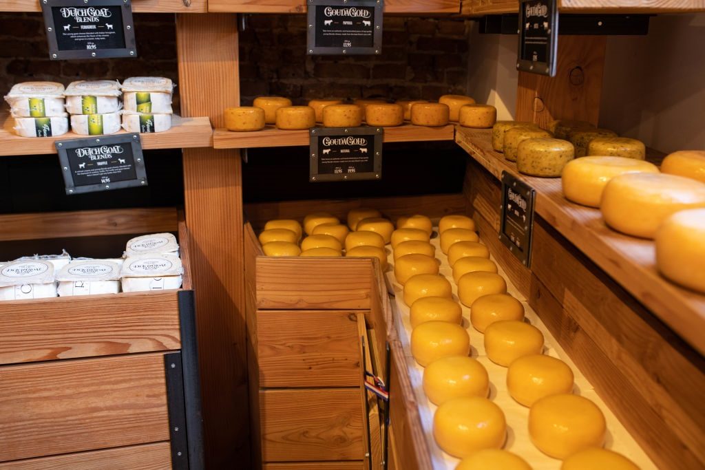 جبن هولندا سرقة