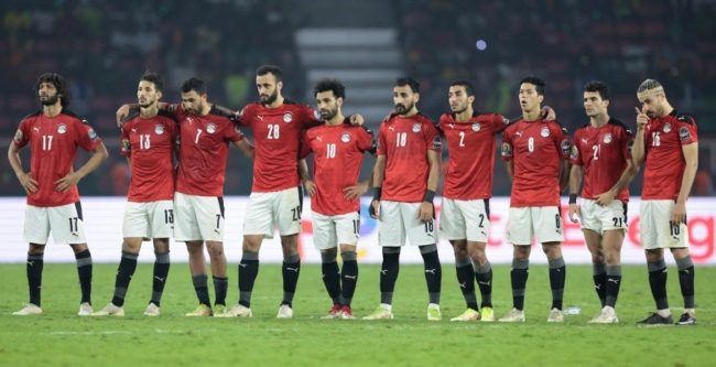 ترقب وانتظار لقرار “فيفا” بشأن إعادة مباراة مصر والسنغال.. 4 مخالفات دفعت لتقديم الشكوى