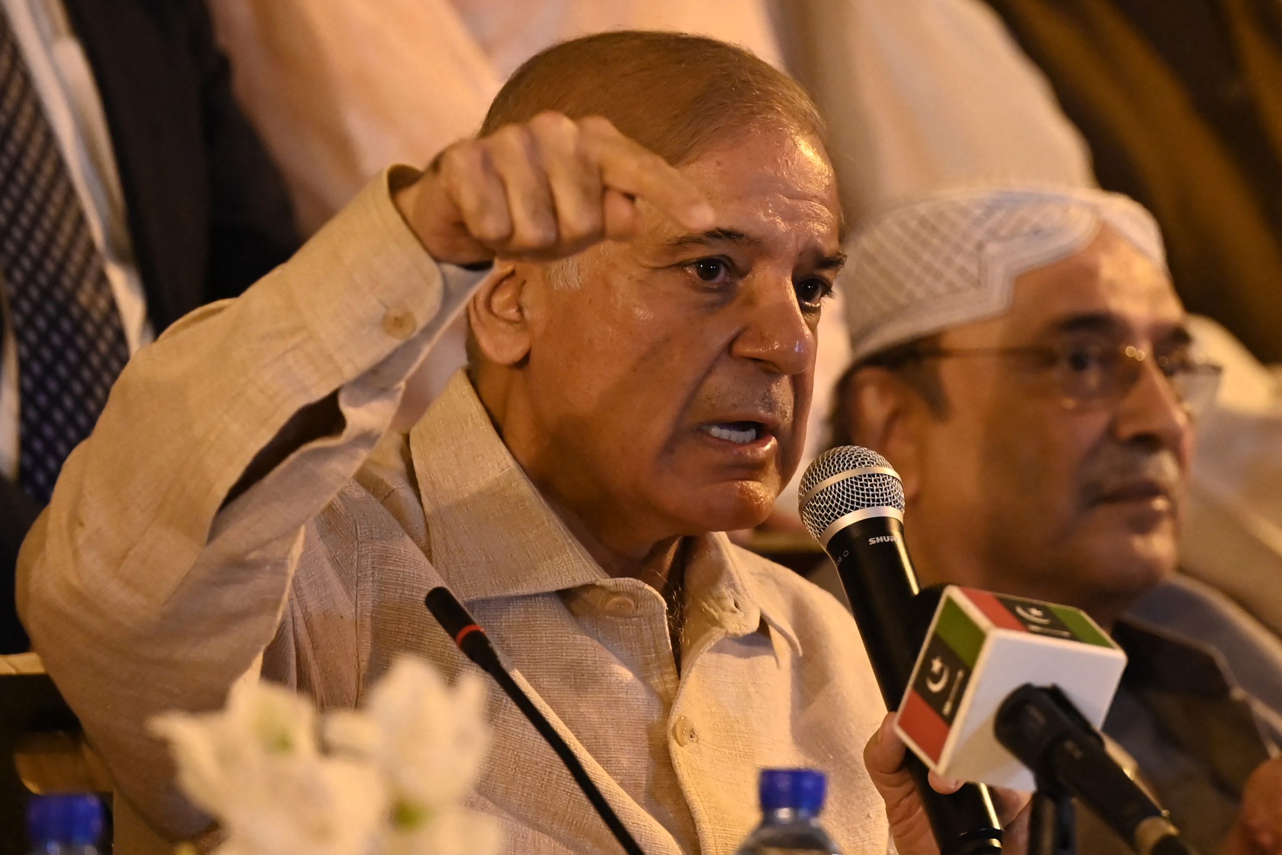 شهباز شريف باكستان عمران خان