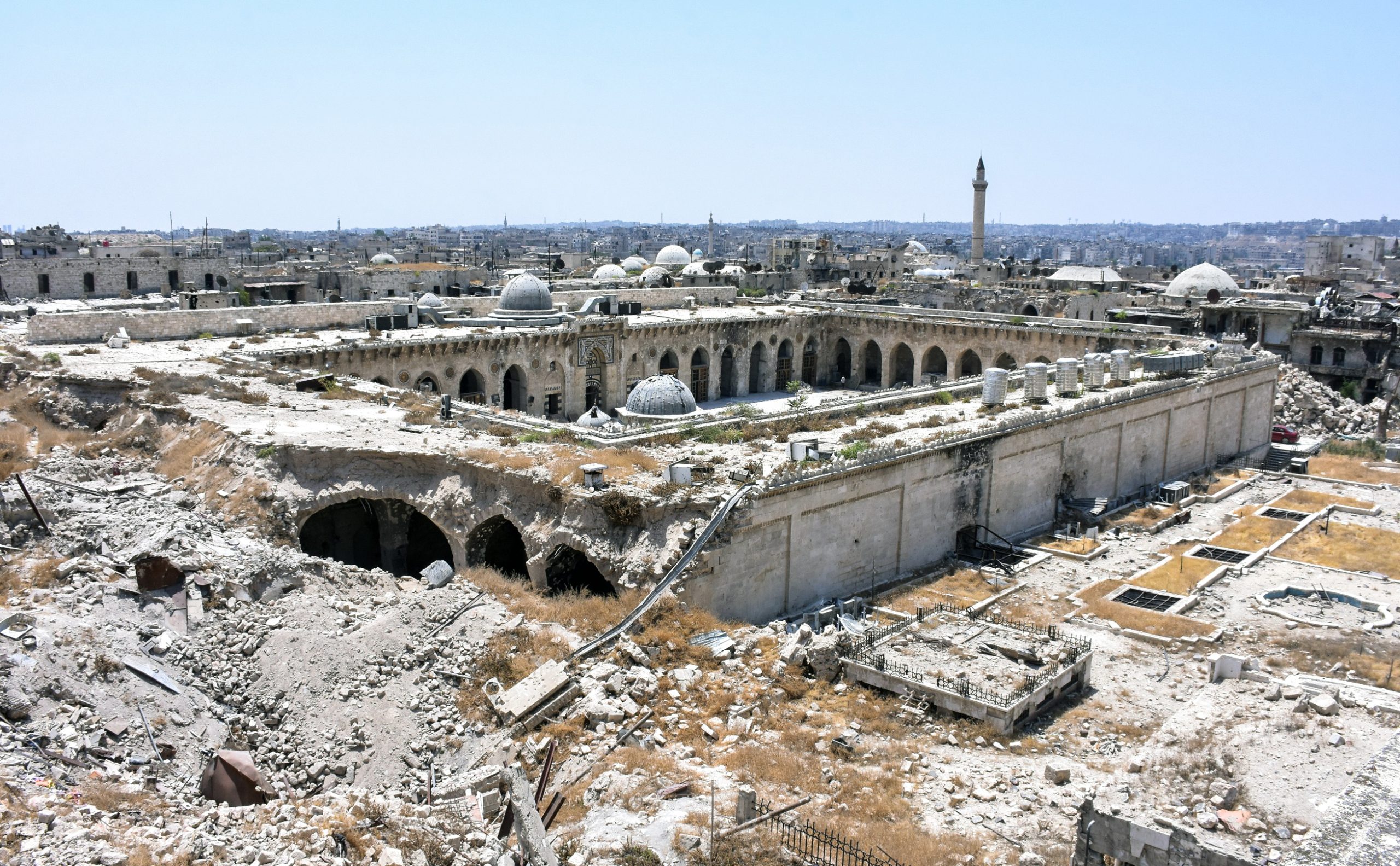 Getty Images/ دمار مئذنة المسجد الأموي في حلب