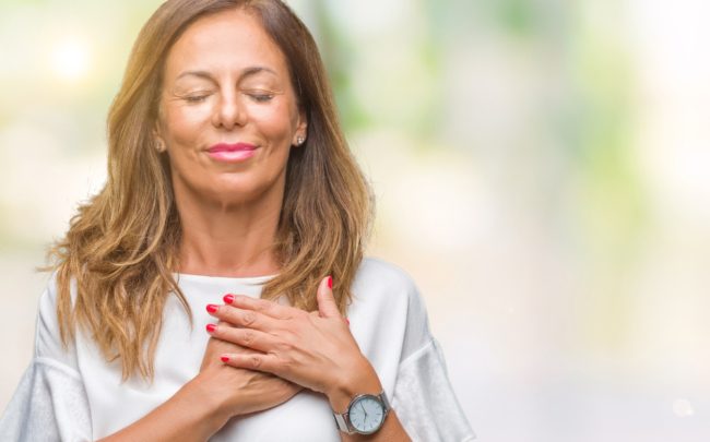 تحارب ضغط الدم وتجلطه وتخفض الكوليسترول.. 10 أطعمة عليك تناولها للحفاظ على صحة قلبك