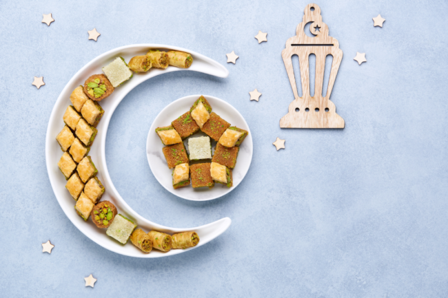 استمتع بحلويات رمضان دون زيادة في الوزن باتباع هذه الخطوات الست