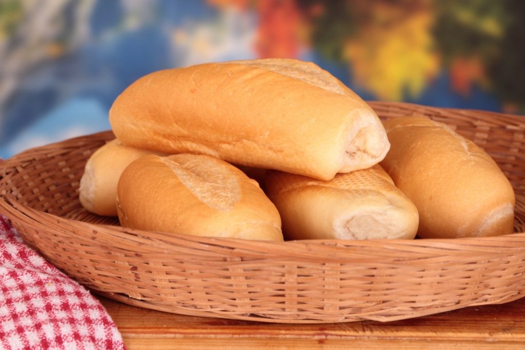 وصفات لتحضير الخبز الفينو والعيش الفينو والباجيت الفرنسي