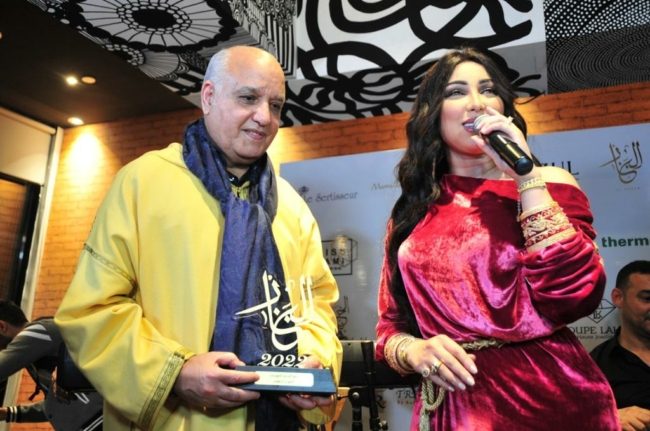 دنيا بطمة تتربع على عرش إعلانات إنستغرام بالمغرب.. كبرى الشركات تلجأ إليها، ودخلها بالملايين