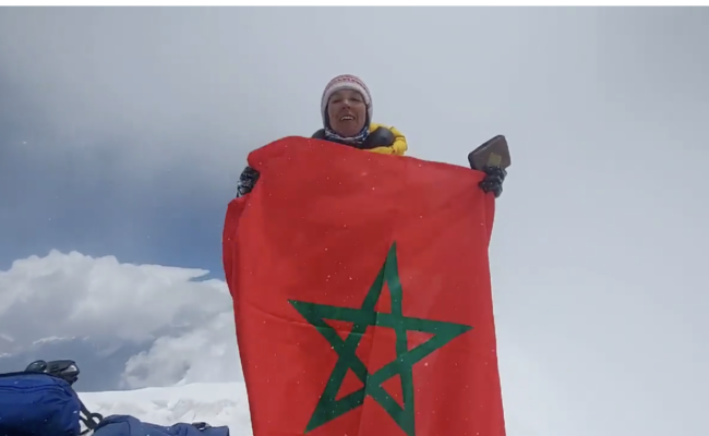 بعد تسلقها جبل الموت بالهيمالايا.. المغربية بشرى بايبانو لـ”عربي بوست”: احتجت شهراً ونصفاً للوصول للقمة
