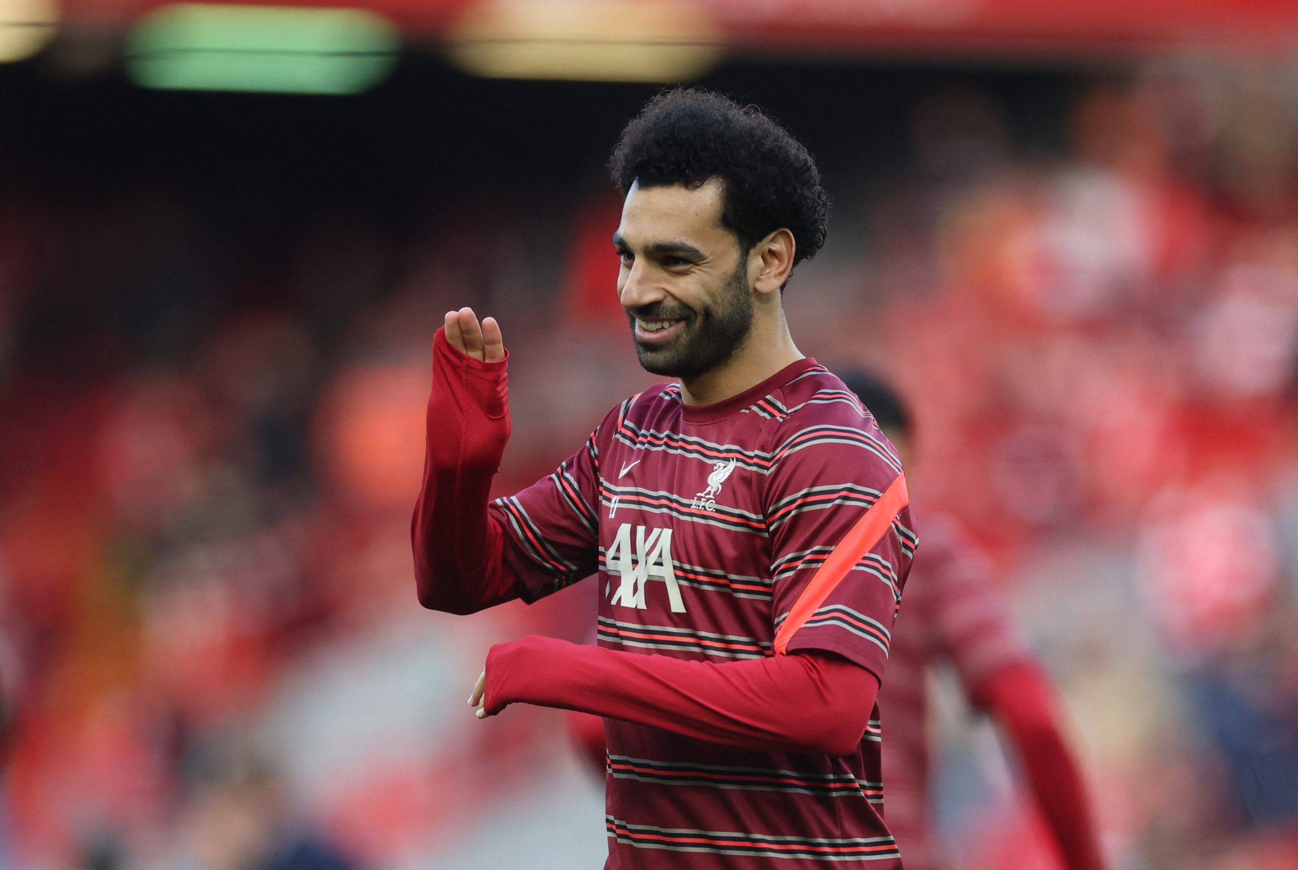 مجلة فوربس كشفت النقاب عن دخل محمد صلاح السنوي (رويترز)