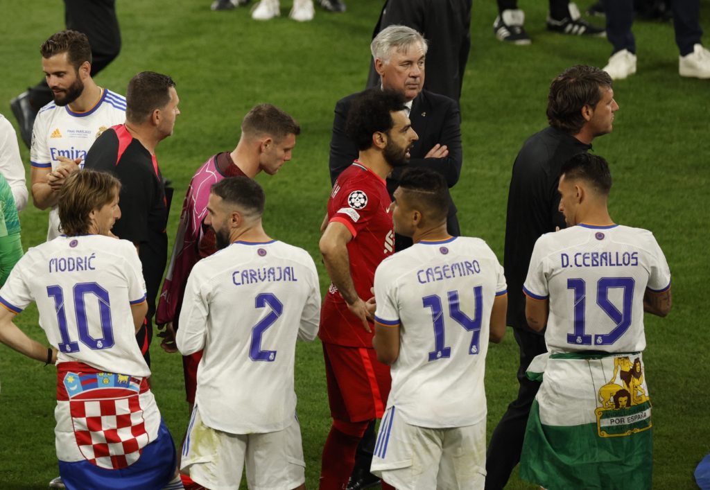 الإتحاد المصري عقّب على فيديو الهتاف ضد محمد صلاح (رويترز)