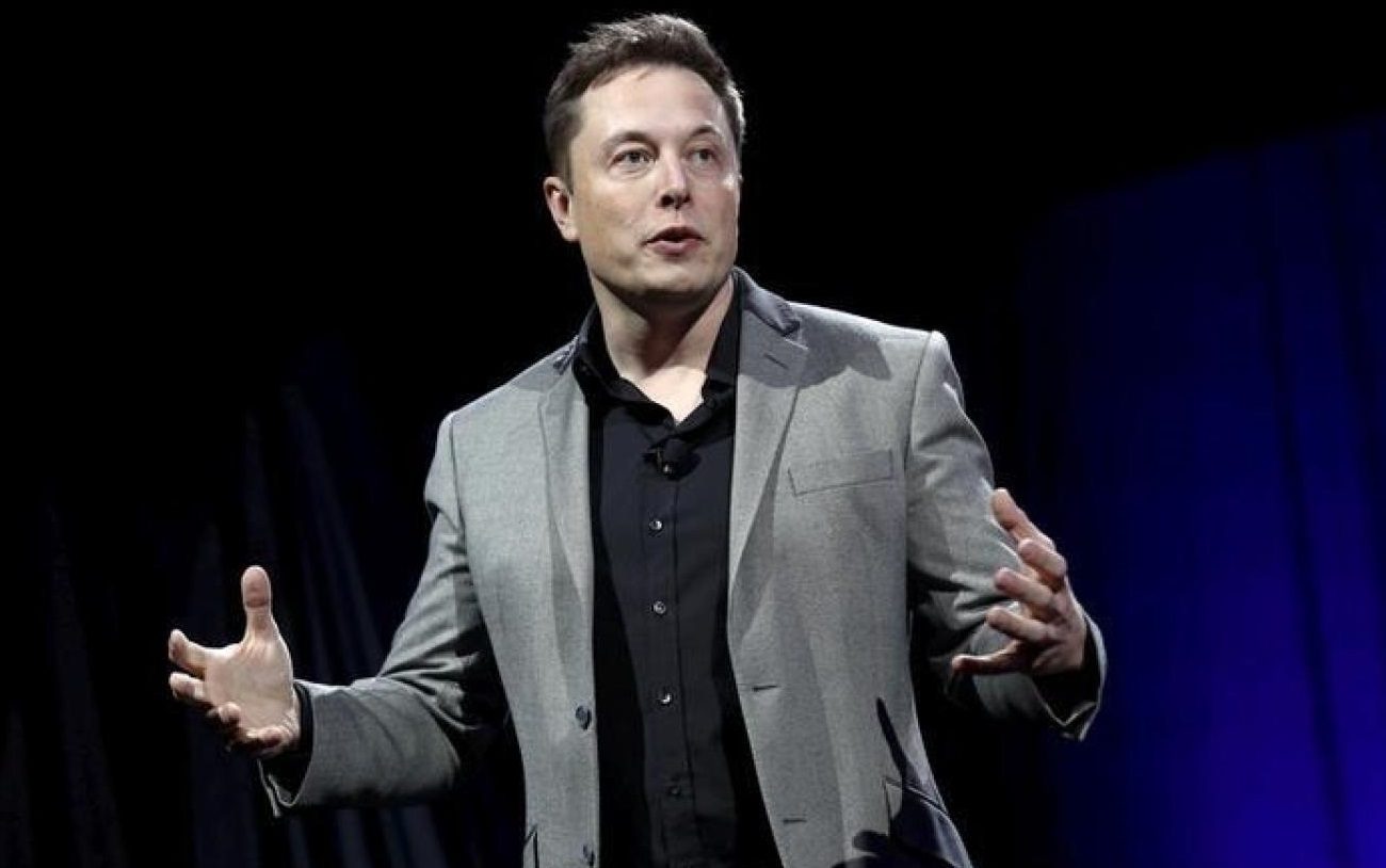 إيلون ماسك