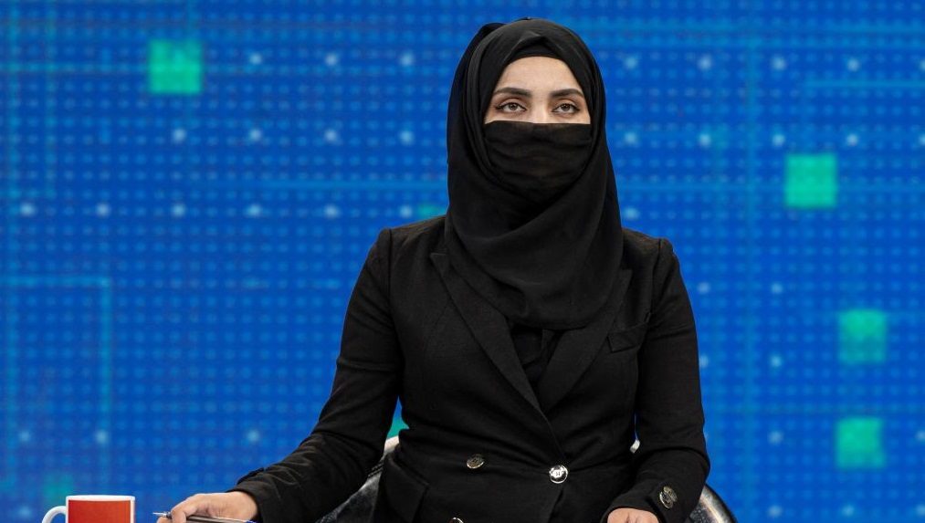 طالبان مذيعات نقاب