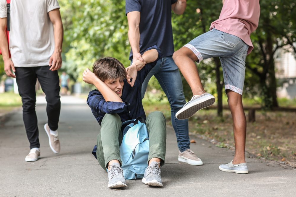 التعرُّض للتنمر يحتاج للعلاج والتدخل قبل أن يتطور عند المراهق لميول إجرامية - ShutterStock