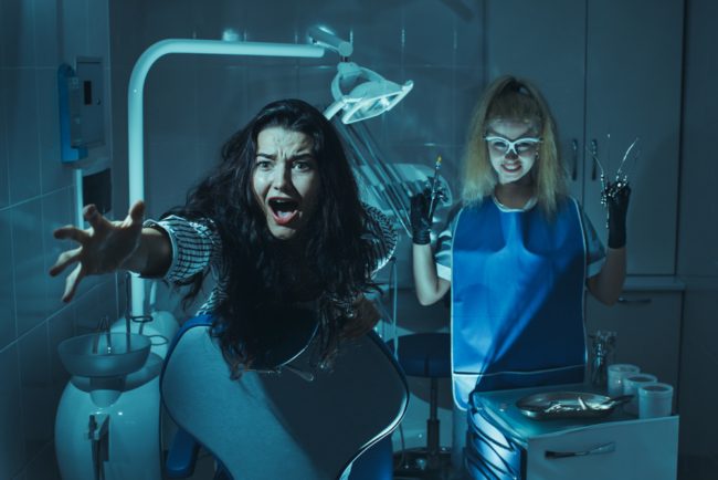 عندما يمنعك خوفك من زيارة طبيب الأسنان.. “رهاب الدنتوفوبيا” أسبابه وطرق التغلب عليه