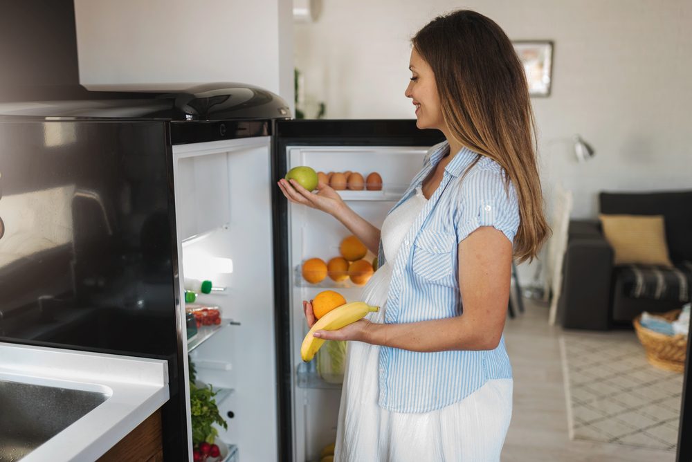 هناك خيرات متعددة صحية للمرأة الحامل والتي تساعد في مكافحة إحساس الغثيان - ShutterStock