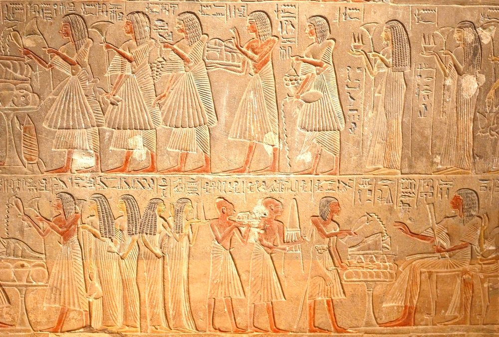 طقوس اعتناء المصريات ببشرتهن