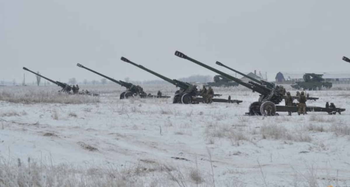 استراتيجية تعود لـ3 قرون.. سر ولع الروس بالمدفعية وهل تحسم الحرب لصالحهم أم لدى أوكرانيا سلاح مضاد؟